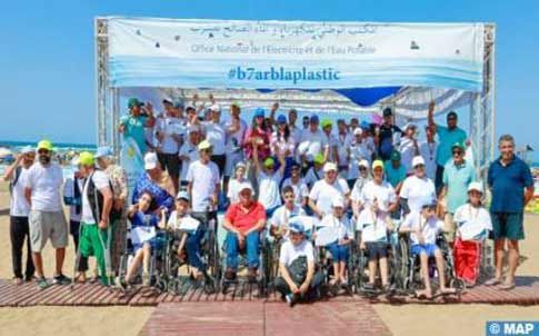 Plage de Bouznika: L’ONEE se mobilise pour les personnes à besoins spécifiques