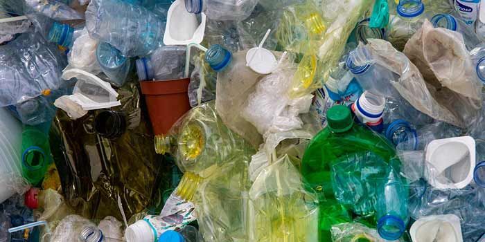 Les Marocains soutiennent la lutte contre les déchets plastiques