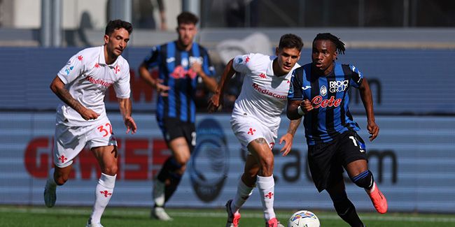 CAF Awards 2024 : Ademola Lookman meilleur joueur africain de l'année