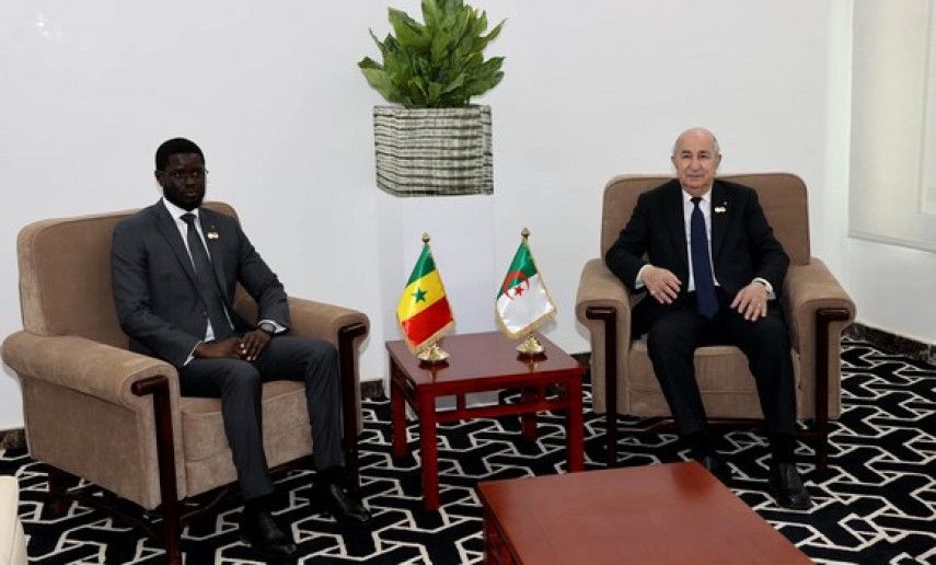 President Tebboune holds talks with Senegalese counterpart