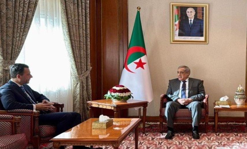 Prime Minister receives EU ambassador to Algeria