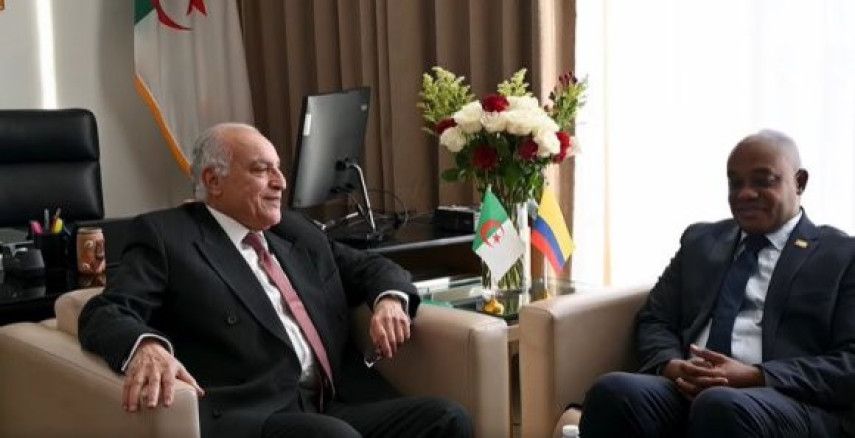 Attaf holds talks with Colombian counterpart in New York