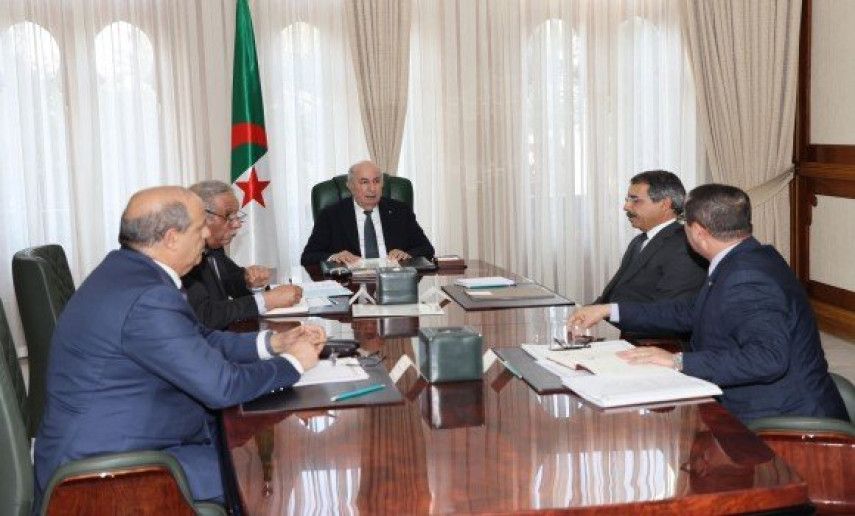 President Tebboune chairs meeting on implementing new increase in travel allowance