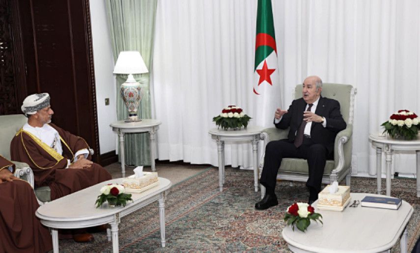 President Tebboune receives Chairman of Oman Investment Authority