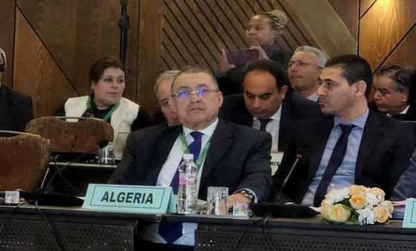 Local development issues, priority for Algeria