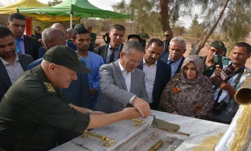 Tindouf: Henni lays foundation stone of National Centre for Argania Development