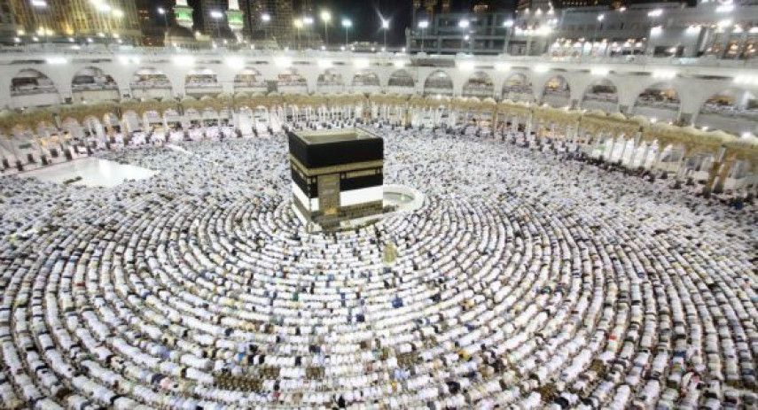 Hajj: Transport of pilgrims from south to departure airports at expense of State