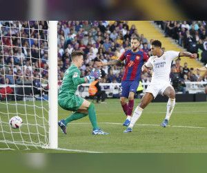 ريال مدريد يفوز على برشلونة في 'كلاسيكو' الدوري الإسباني