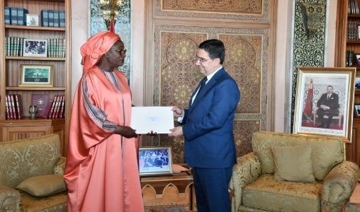 Bourita reçoit la ministre sénégalaise des AE, porteuse d’un message écrit à SM le Roi du Président du Sénégal