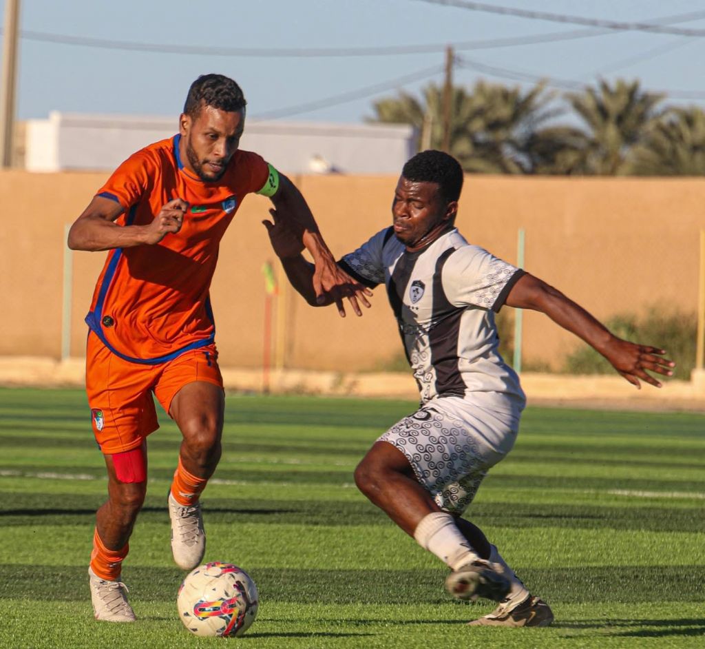 لاعب الفريق مولاي بسام خلال إحدى مباريات الدوري