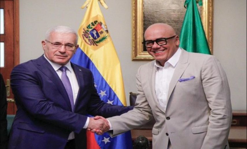 Le président de l'APN s'entretient à Caracas avec son homologue vénézuélien