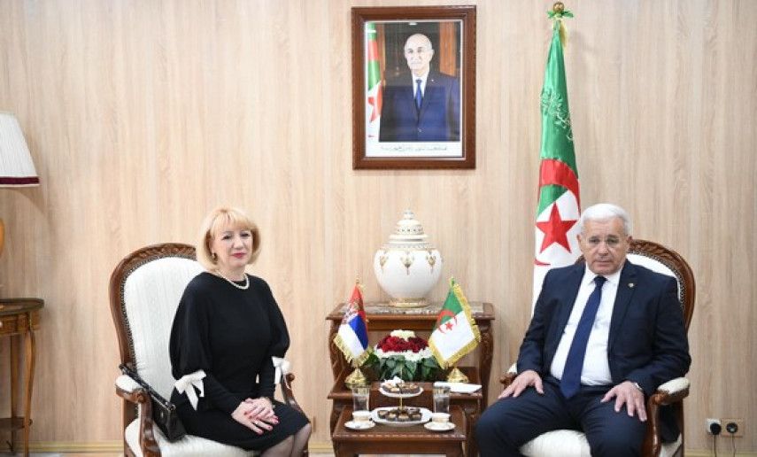 Le président de l'APN reçoit l'ambassadrice de la République de Serbie en Algérie