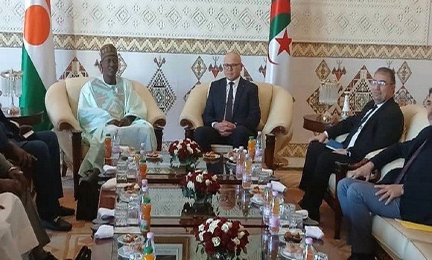 Le ministre nigérien du pétrole en visite de travail en Algérie