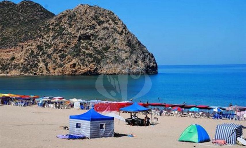 Oran: des enfants sahraouis passent leurs vacances sur les plages d'Aïn El-Turck