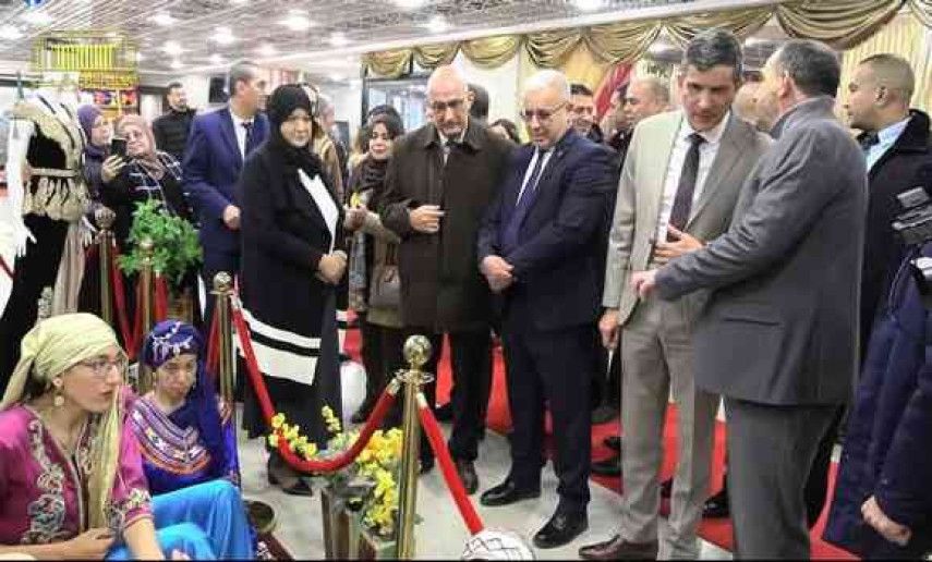 Le président de l'APN visite le Marché de Yennayer à Alger