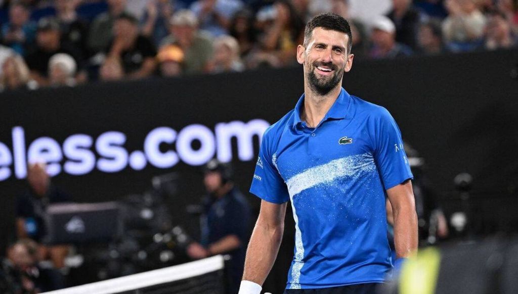 Open d'Australie : Djokovic bat Alcaraz et atteint les demi-finales