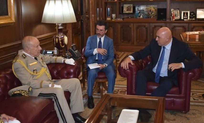 Army General Said Chanegriha received by Italy's Defense Minister