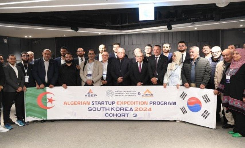 Boughali meets in Seoul Algerian start-up owners participating in training session