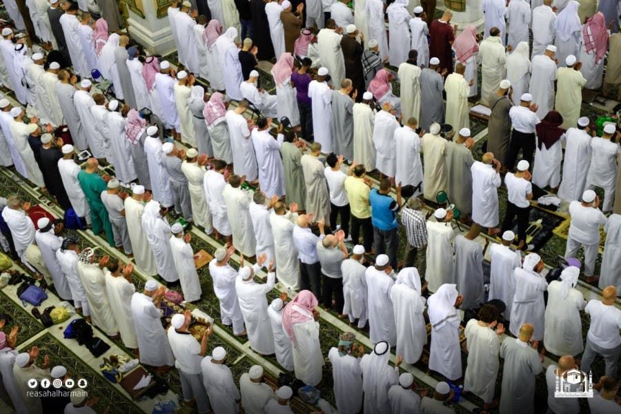 السعودية تمنع بث صلوات التراويح عبر وسائل الإعلام خلال رمضان