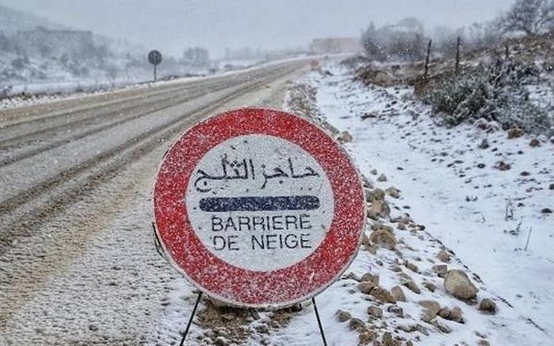 فتح عدد من الطرق المغلقة بسبب الثلوج بجهة طنجة تطوان الحسيمة