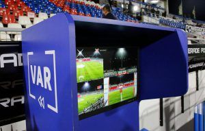 انطلاق تجارب"FVS" لتعويض تقنية الـ"VAR"