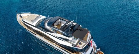 يخت Sunseeker 95 - المصدر:Sunseeker 