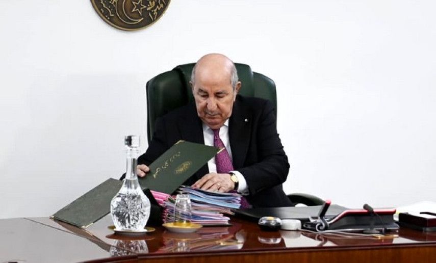 Le président de la République préside une réunion du Conseil des ministres