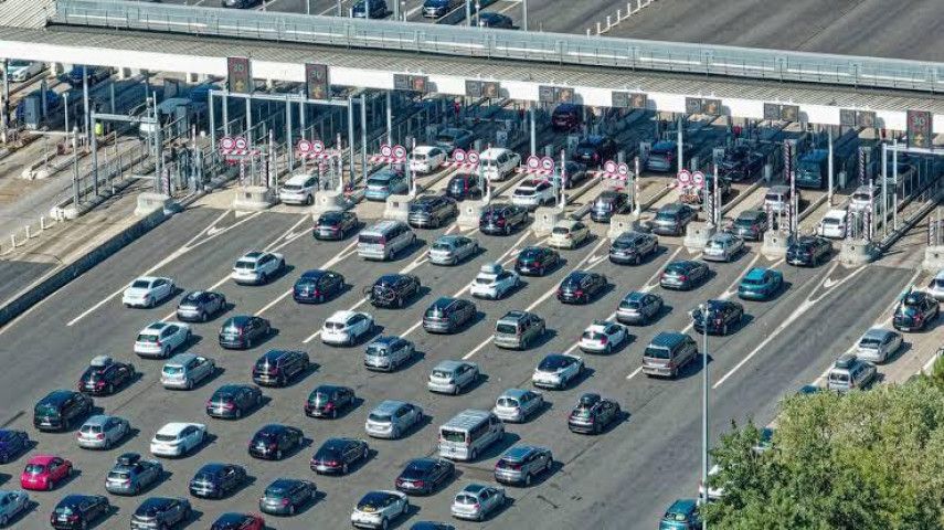 Autoroute est-ouest: le péage non inclus dans le programme du Gouvernement